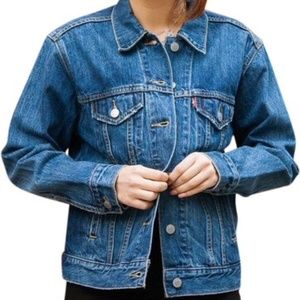 Levi's Ex-boyfriend Oversized Trucker Jacket